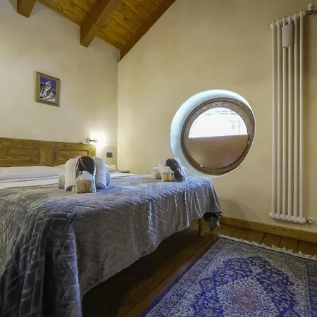 Del Borgo *